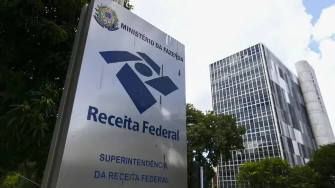 Arrecadação tributária federal atingiu mais um recorde e somou de R$ 231,04 bilhões